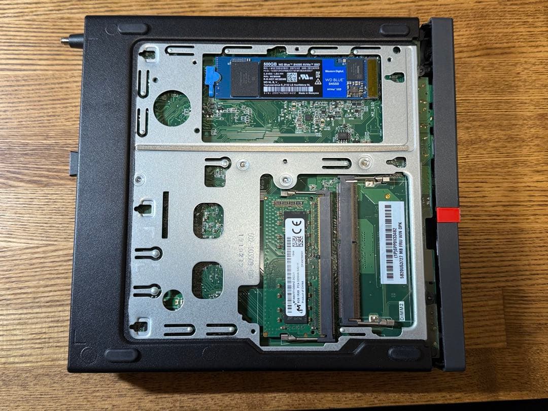 ThinkCentre M75q-1 Tiny (ssd換装済)