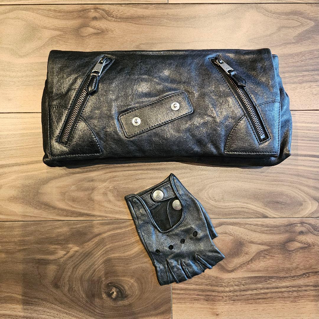 ALEXANDER McQUEEN レザーライダースクラッチバッグ