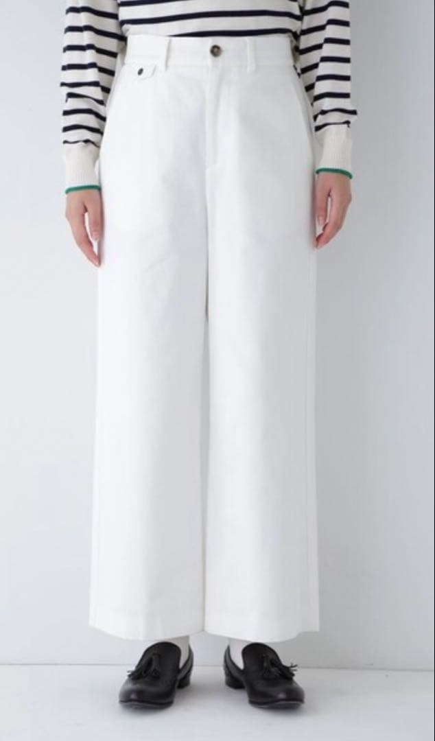 新品ヒューマンウーマン甘撚コットンチノパンツ サイズ　Xスモール