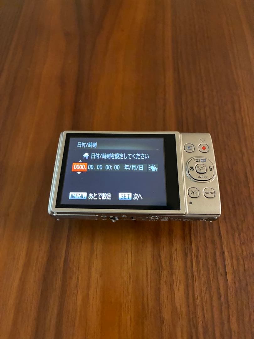 Canon IXY 650 シルバー