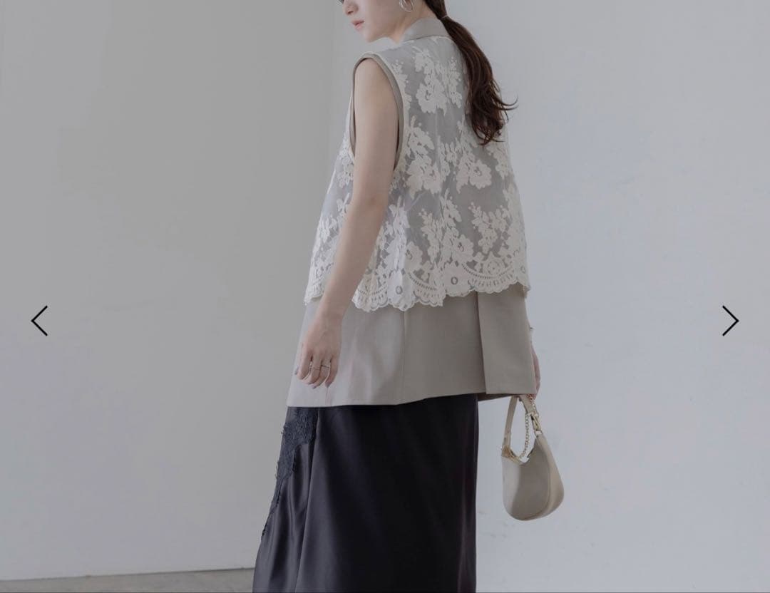 エイミーロウ　レースレイヤード ダブルボタンジレ　Eimee Law