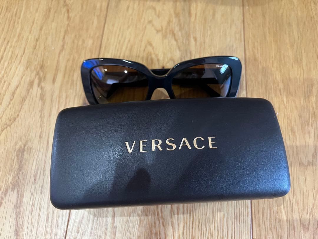 サングラス ベルサーチ