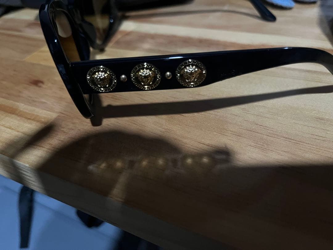 サングラス ベルサーチ