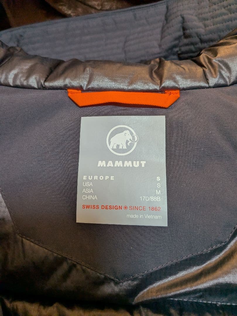 MAMMUT フローバーグ ハードシェル サーモフーデッドコート