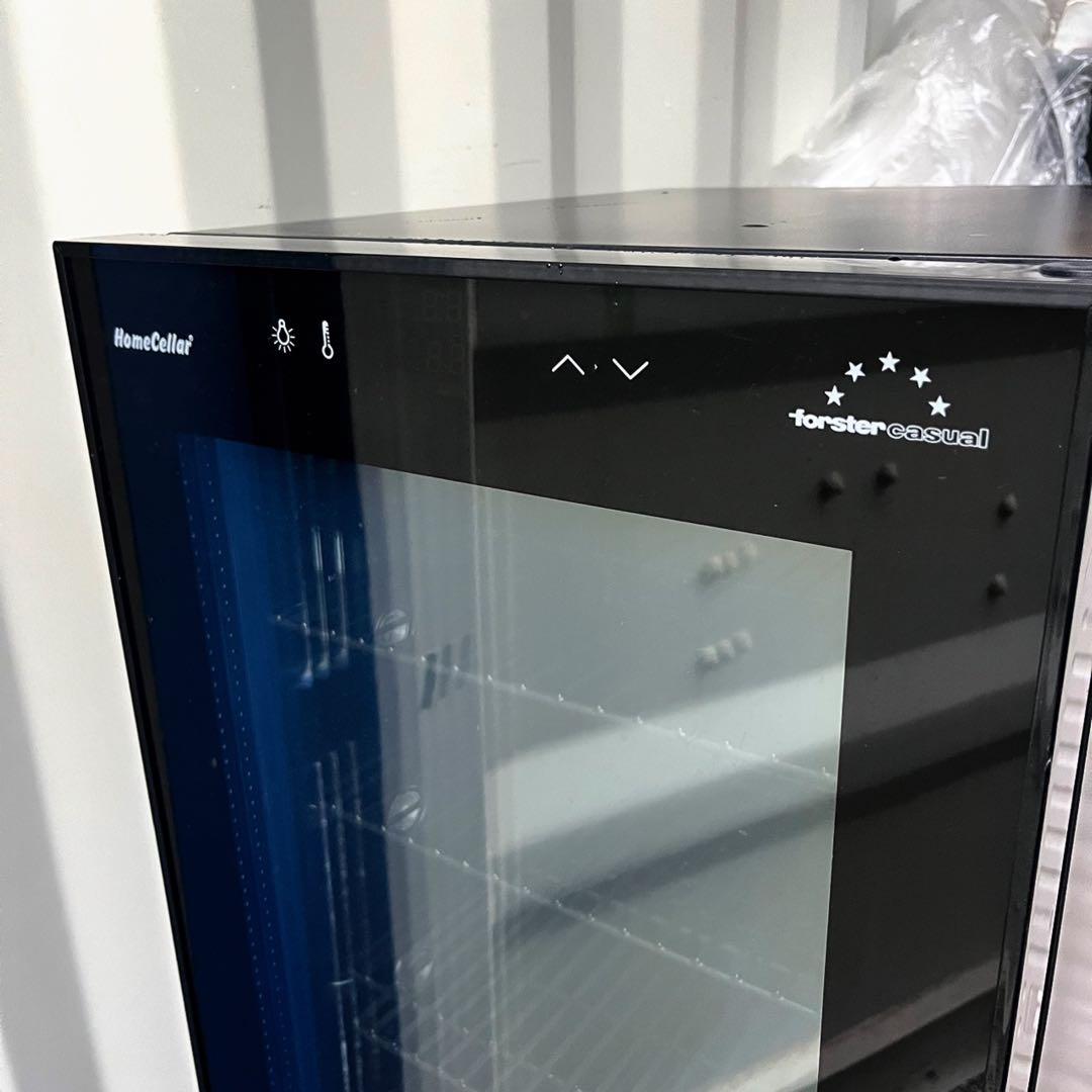 取付無料！フォルスタージャパン ホームセラー 右開きブラックワインセラー 34本