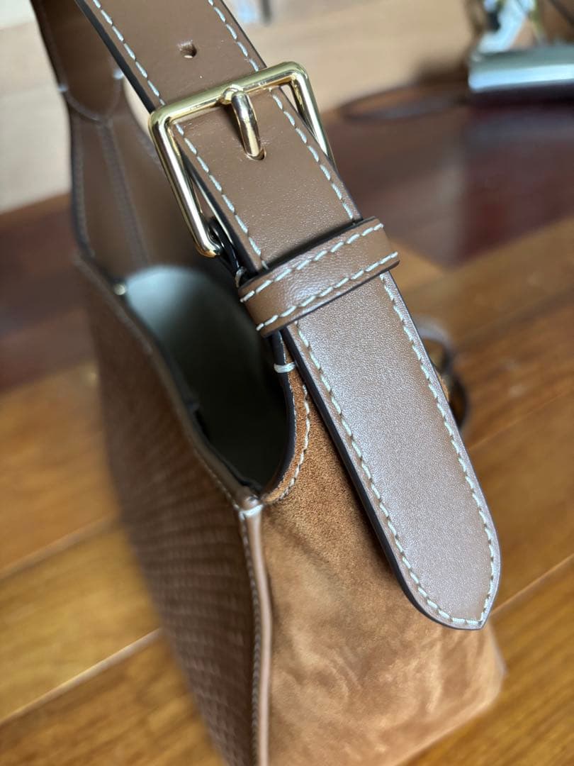 【超美品】 Tory Burch ブラウンショルダーバッグのみ　まめまめさん限定