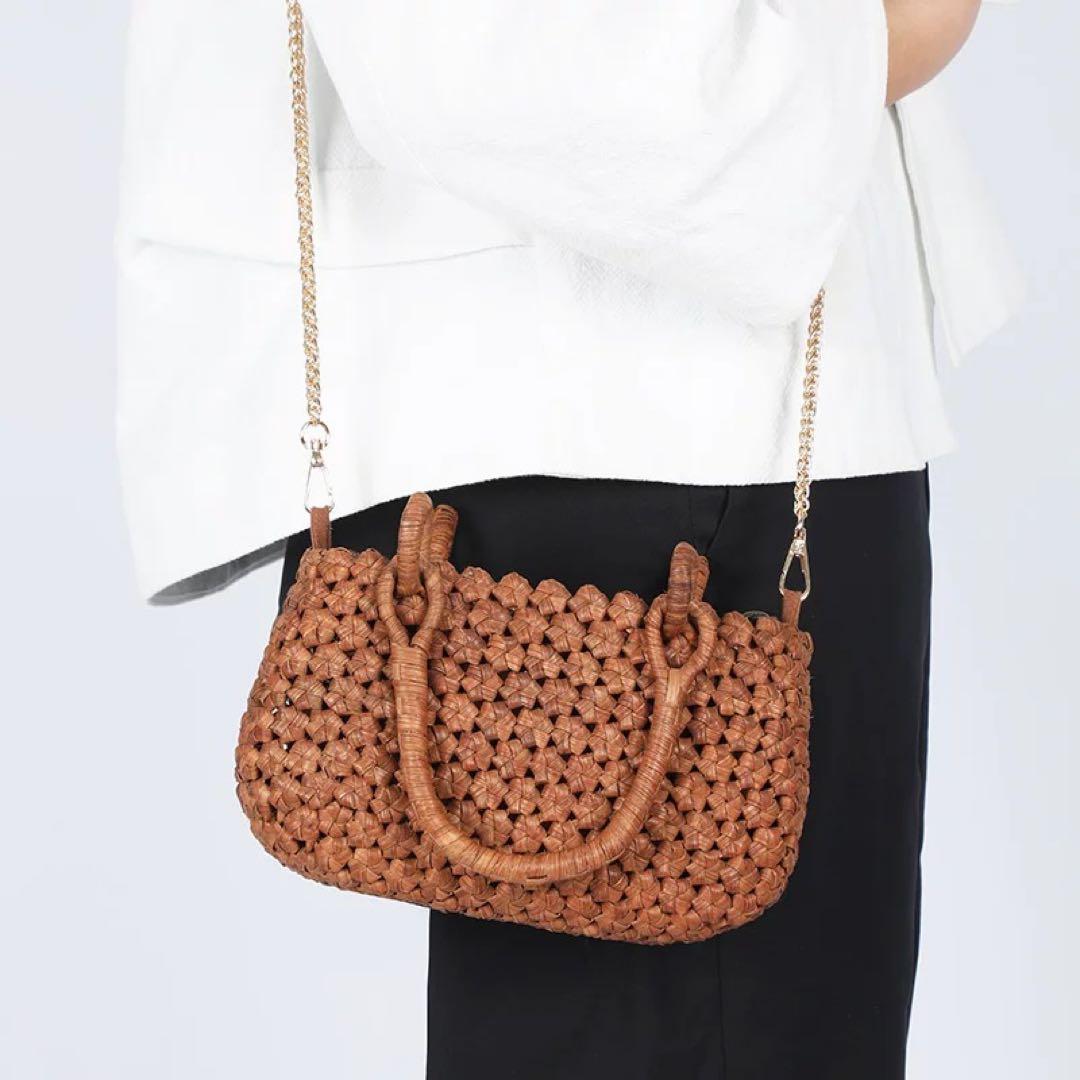 山葡萄　新品　山葡萄籠バッグ　桜皮籠　手作り　山葡萄かごバッグ　内布あり