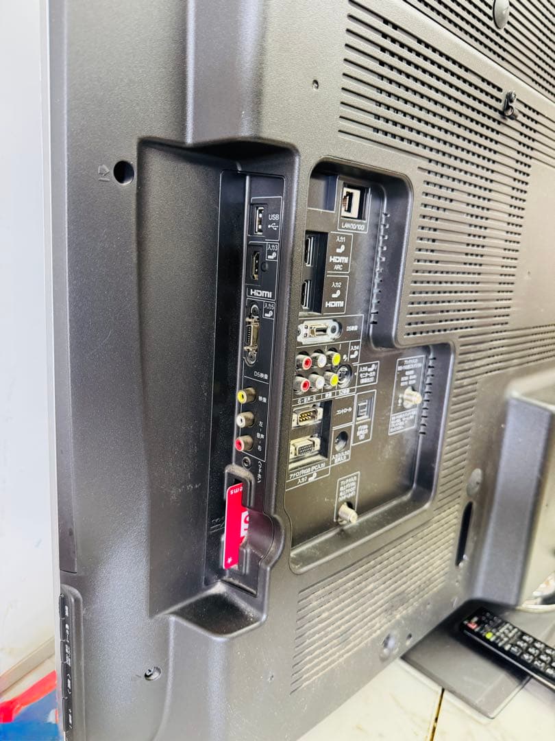 SHARP シャープ テレビ 46型 地デジ 地上波 電化製品 家庭用 動作品