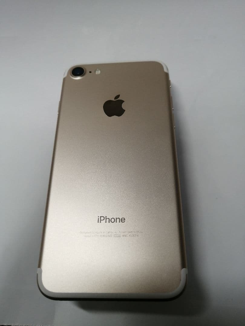 iPhone７128GB バッテリー100%