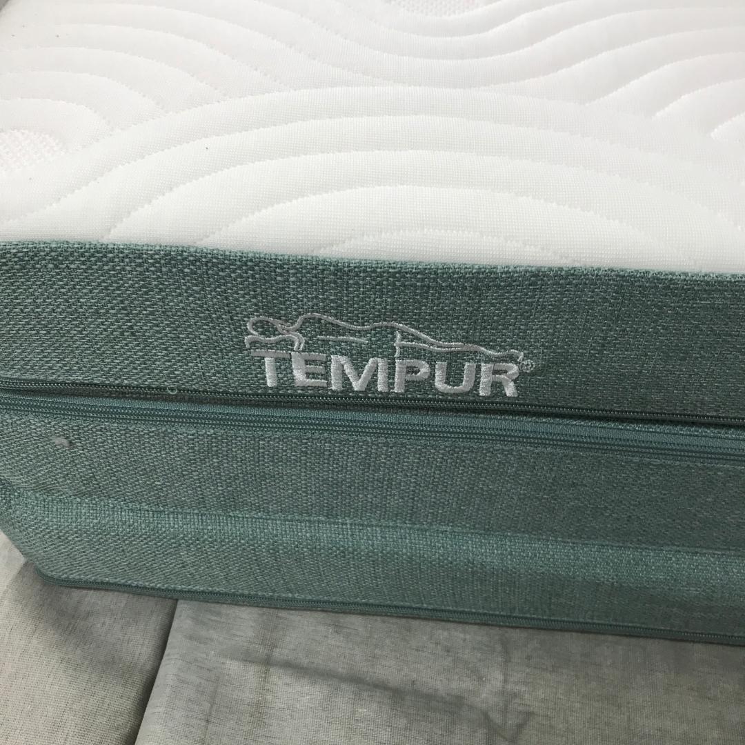 チ*コ様 テンピュール(Tempur) イーズ フトン 折りたたみマットレス シ