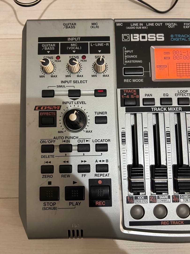 BOSS BR-864 マルチトラックレコーダー