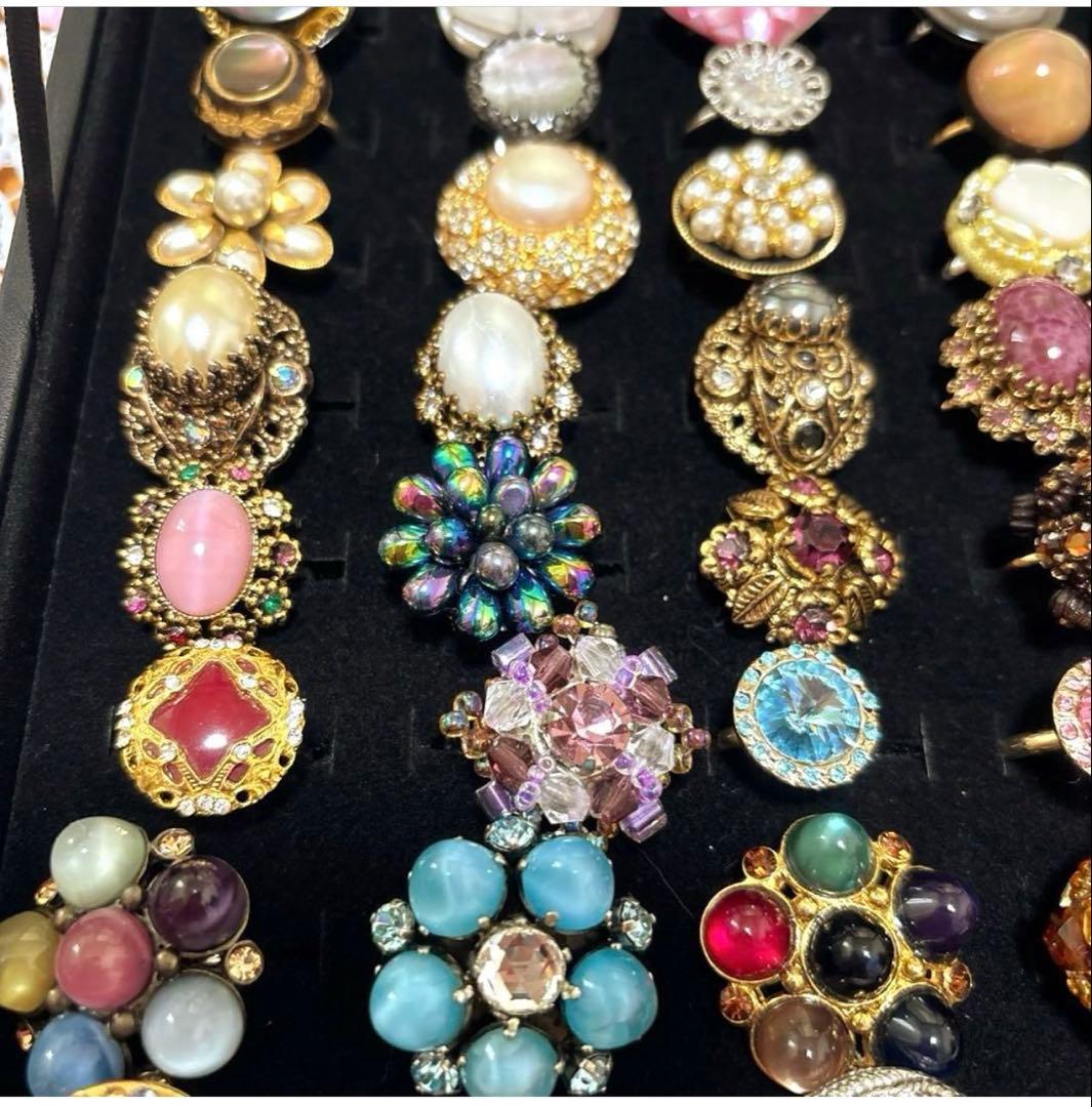 ヴィンテージ　アンティーク　西ドイツ　W.GERMANY 装飾ボタン リング