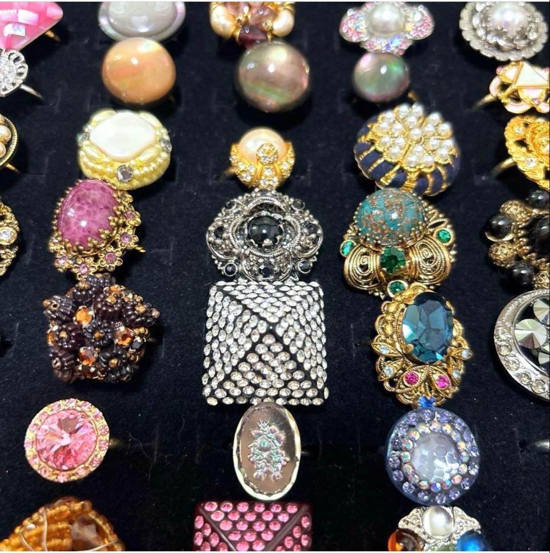 ヴィンテージ　アンティーク　西ドイツ　W.GERMANY 装飾ボタン リング