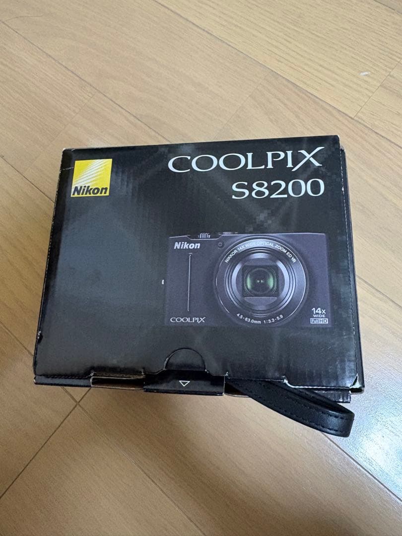 Nikon COOLPIX S8200 コンパクトデジタルカメラ