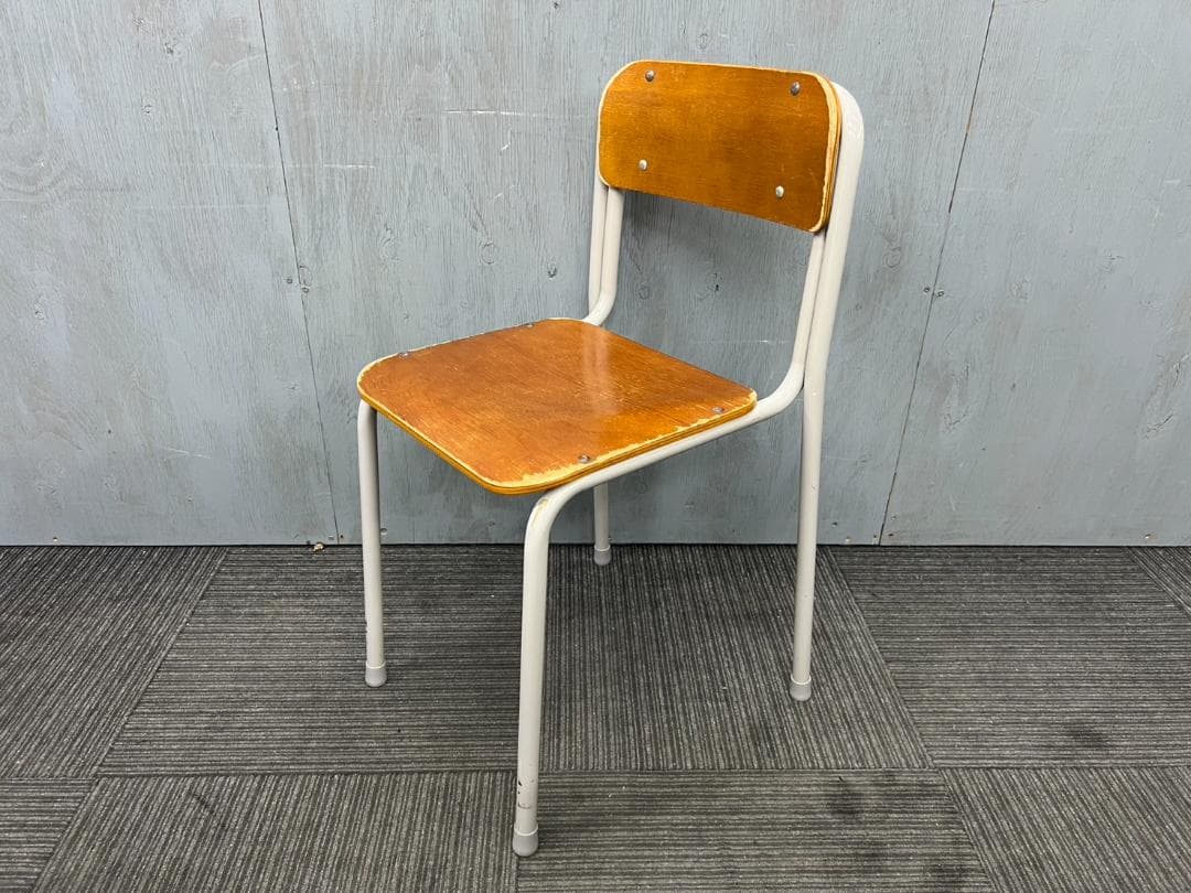 538◆格安配送地域あり◆コクヨ製◆学童机・椅子4組(旧JIS1号)学校学習塾