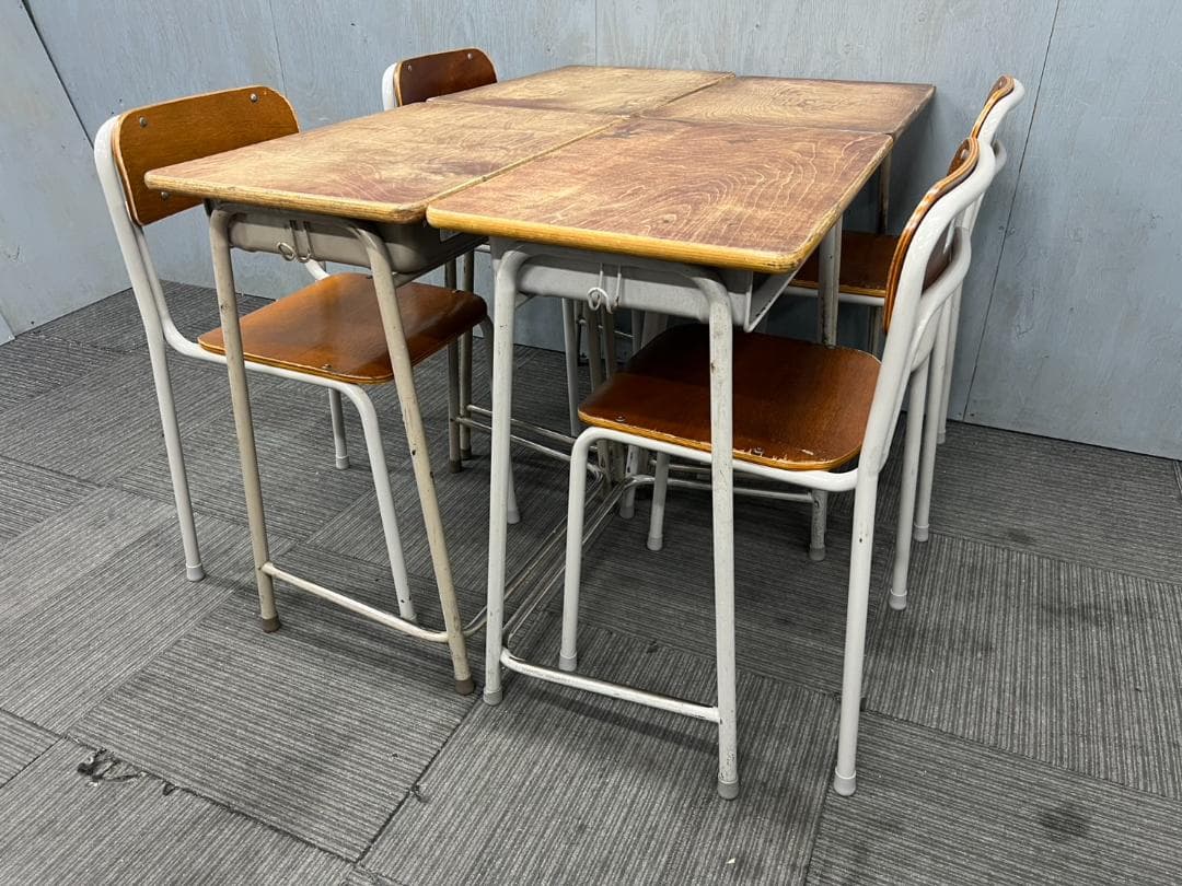 538◆格安配送地域あり◆コクヨ製◆学童机・椅子4組(旧JIS1号)学校学習塾