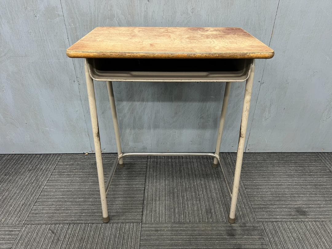 538◆格安配送地域あり◆コクヨ製◆学童机・椅子4組(旧JIS1号)学校学習塾