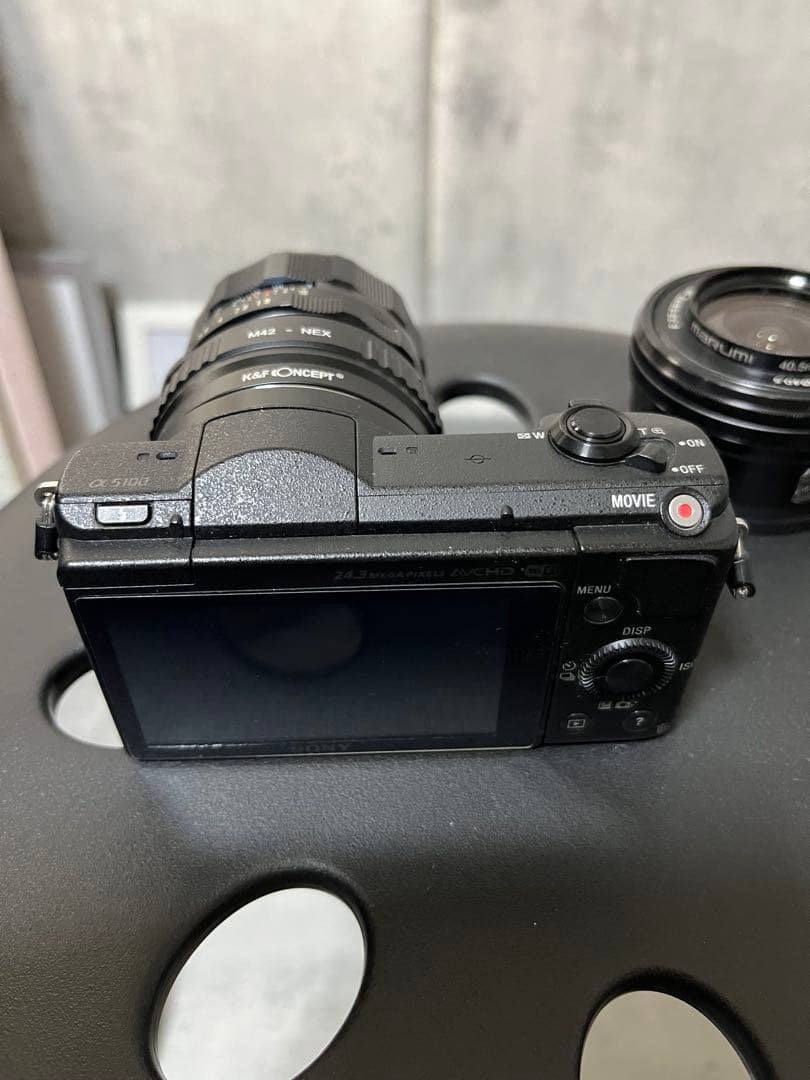 Sony α5100 ミラーレス一眼 （レンズ２つ付属）