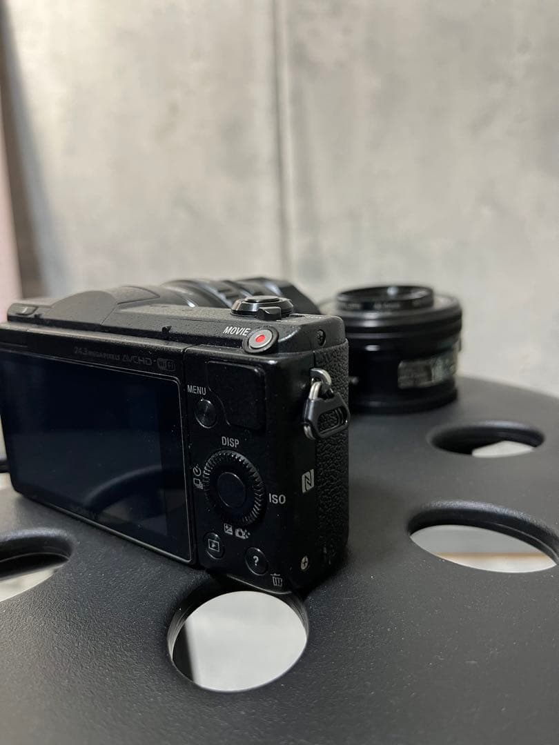 Sony α5100 ミラーレス一眼 （レンズ２つ付属）