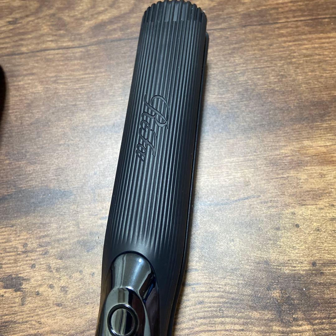 リファ ストレートアイロン プロ　ブラック