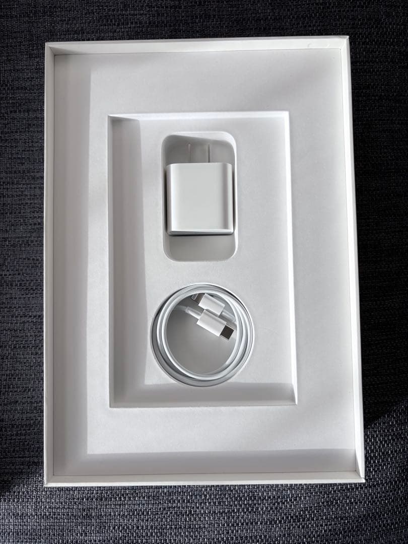 Apple iPad 第8世代 32GB Wi-Fi スペースグレイ