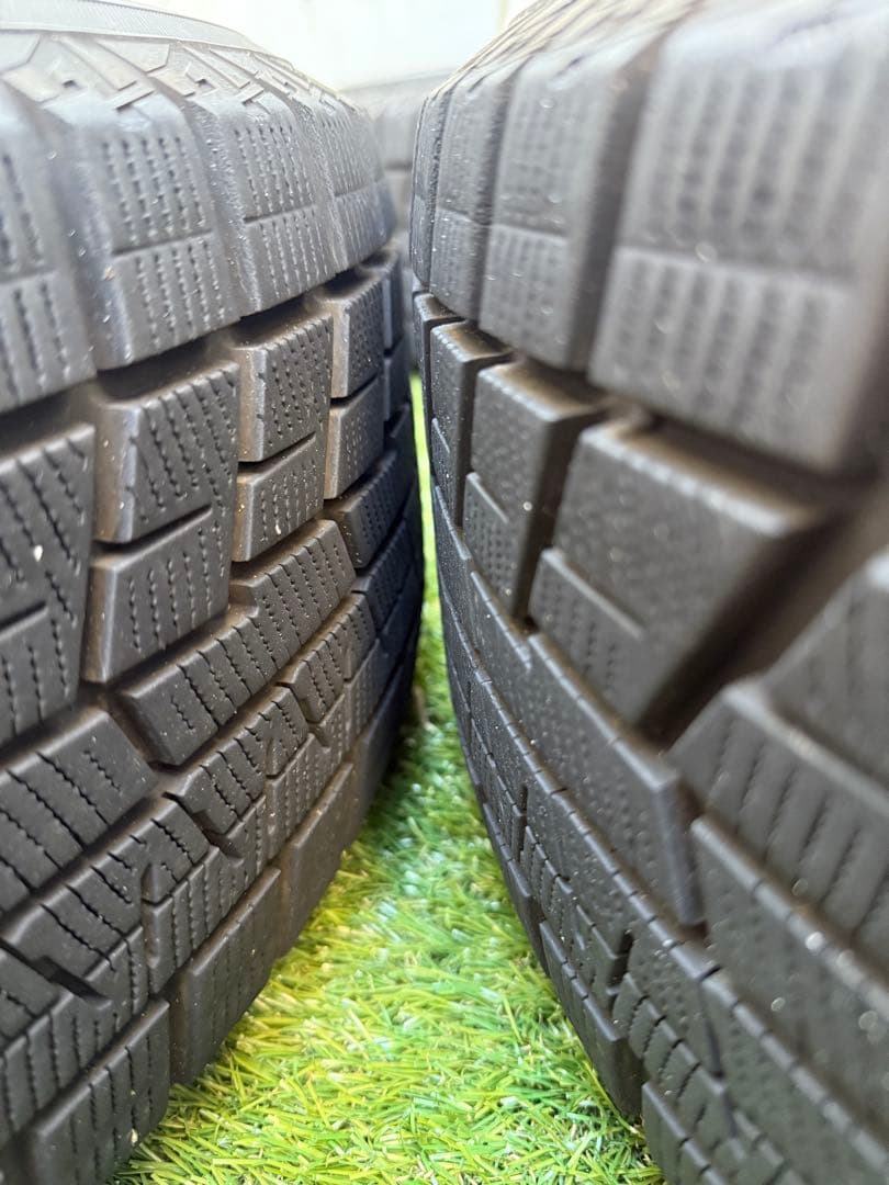 90系ヴォクシーYOKOHAMAiceGUARD205/60R16 バリ山