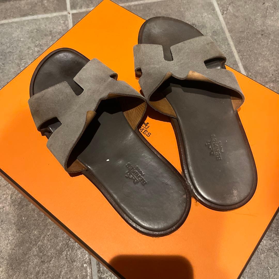HERMES グレー サンダル