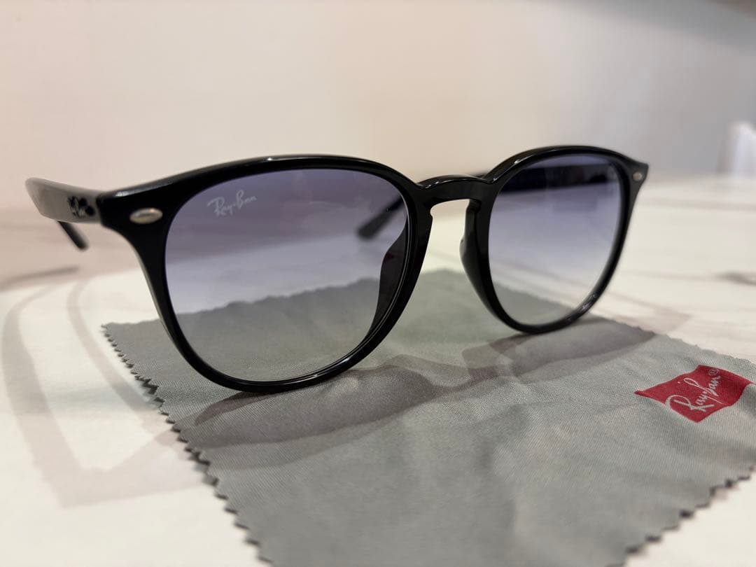 大人気⭐︎Ray-Ban レイバン RB4259-F ブルーグラデーション