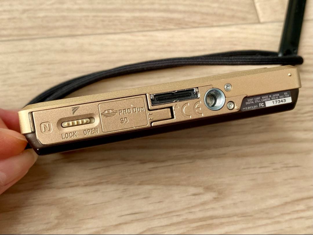 【美品】SONY Cyber-shot DSC-TX9 ゴールド