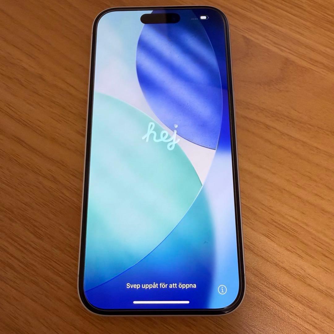 【美品✨】iPhone 16 256 GB ホワイト ケース・保護フィルム付き