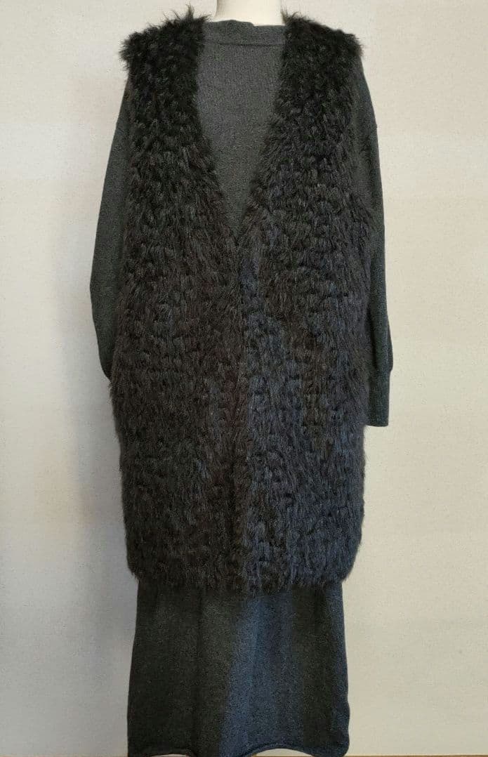 23区大きなサイズ44 ニットワンピース＆ロングベストセット