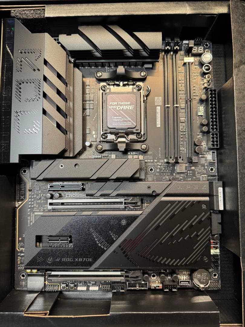 ASUS ROG CROSSHAIR X870E APEX マザーボード
