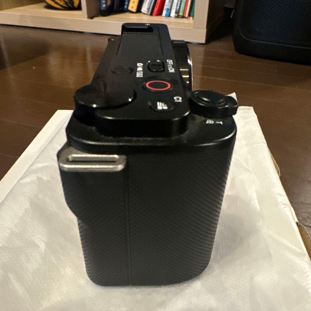 美品　SONY ZV-E10 ミラーレス一眼 4K