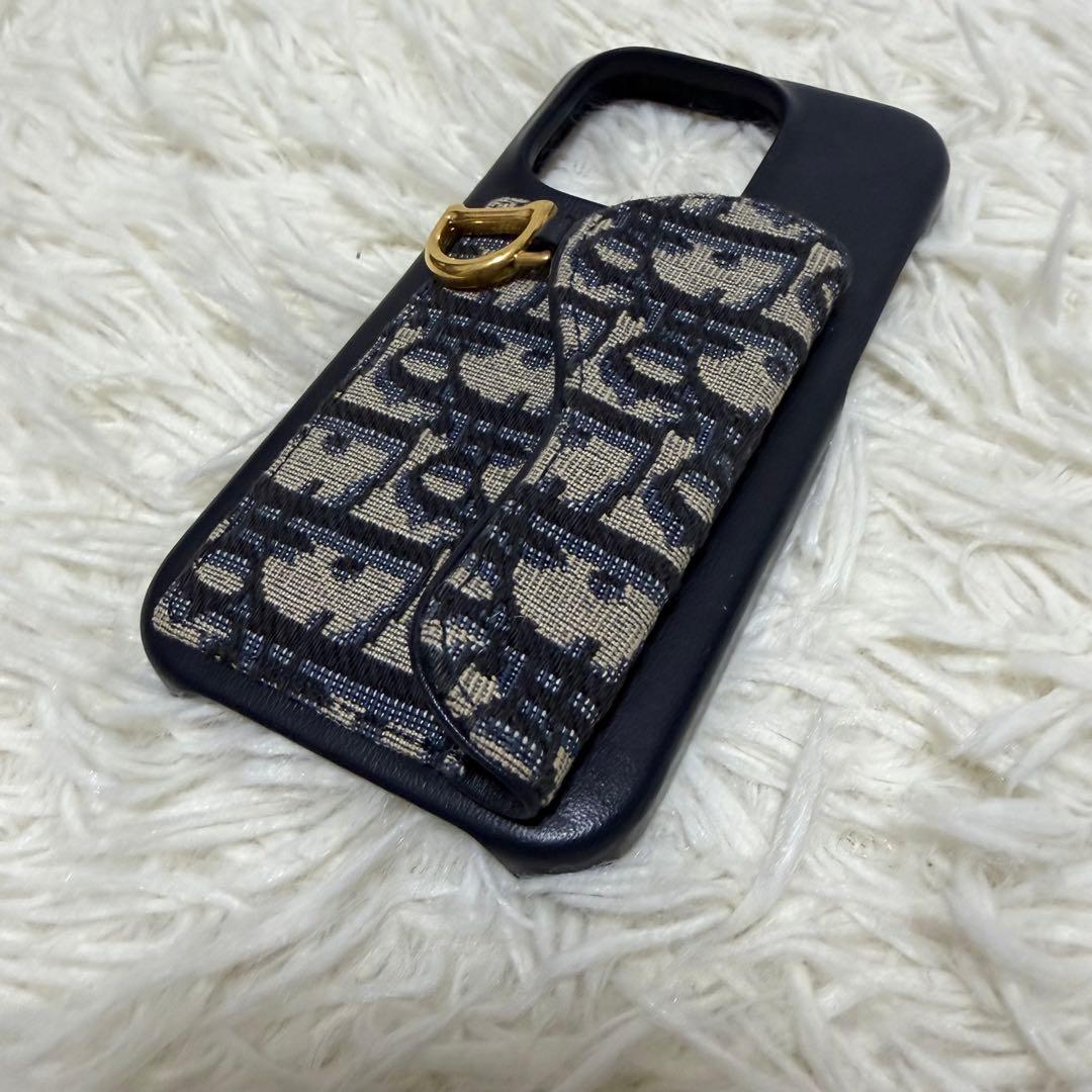 Christian Dior iPhone15por スマホケース　サドル