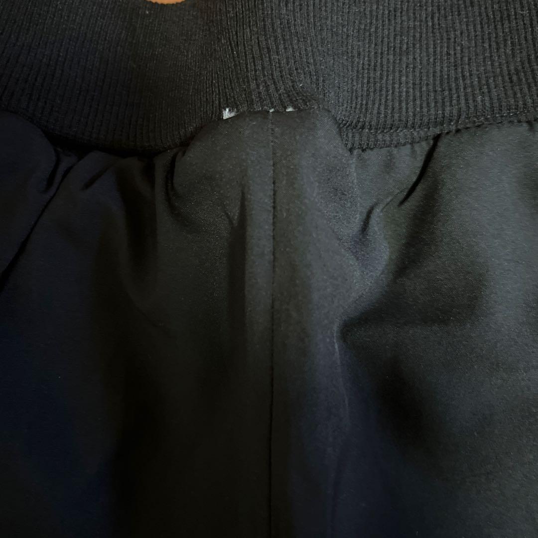 シェリエ　sheller ブラック　プリーツショートパンツ　ウエストゴム