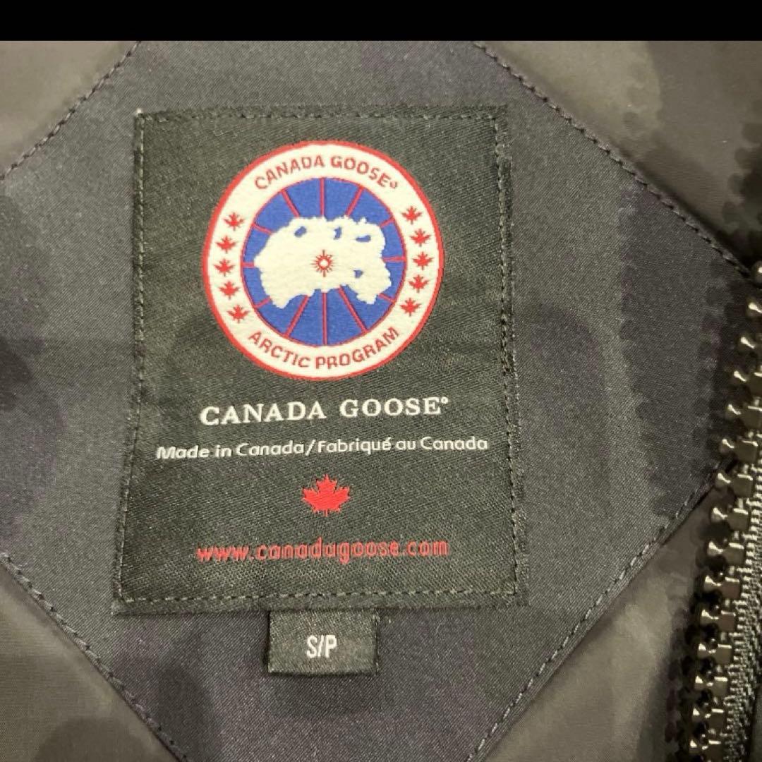 正規品　美品　  カナダグース　ダウンベスト　S ネイビー