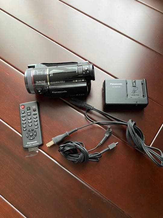 パナソニック/デジタルハイビジョンカメラHDC-TM300