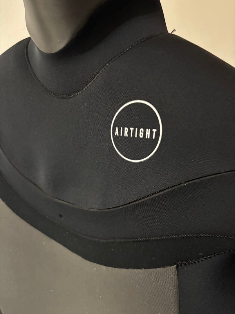 【新品】AIRTIGHT EDGE 5X3mm ウェットスーツ セミドライ L