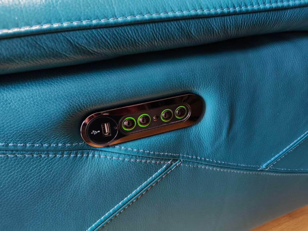 最終値下げ‼️本皮 3人掛け電動リクライニング式ソファ 引越し間近の大特価‼️