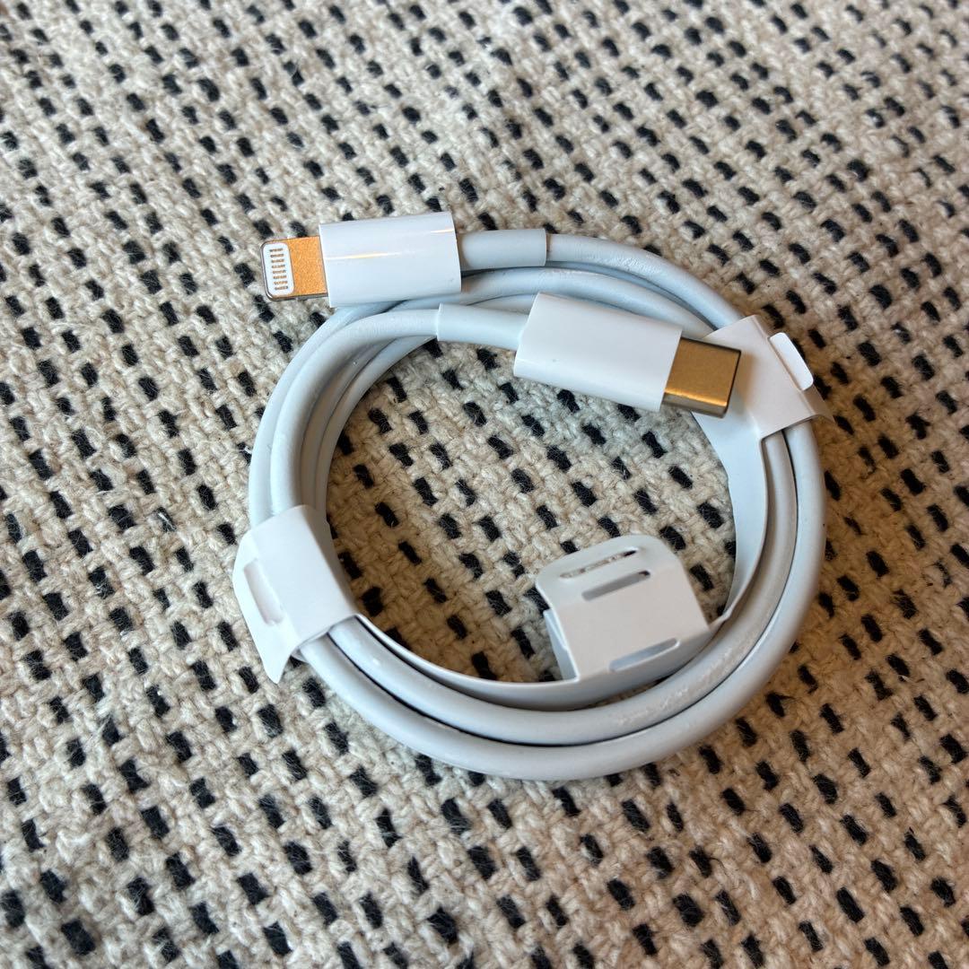 美品！Apple iPhone 13 ブルー 本体