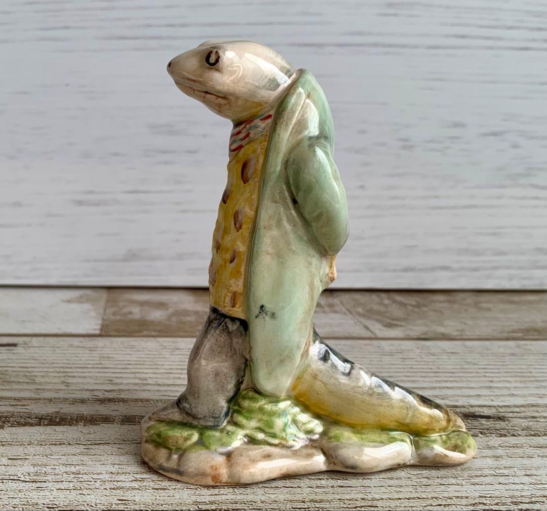 アイザック・ニュートン・イモリ卿 フィギュリン ピーターラビット