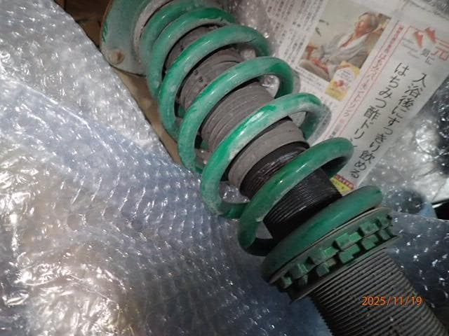 ベ*タ様 ステップワゴンスパーダ RP3 TEIN FLEX A 車高調 サスペ