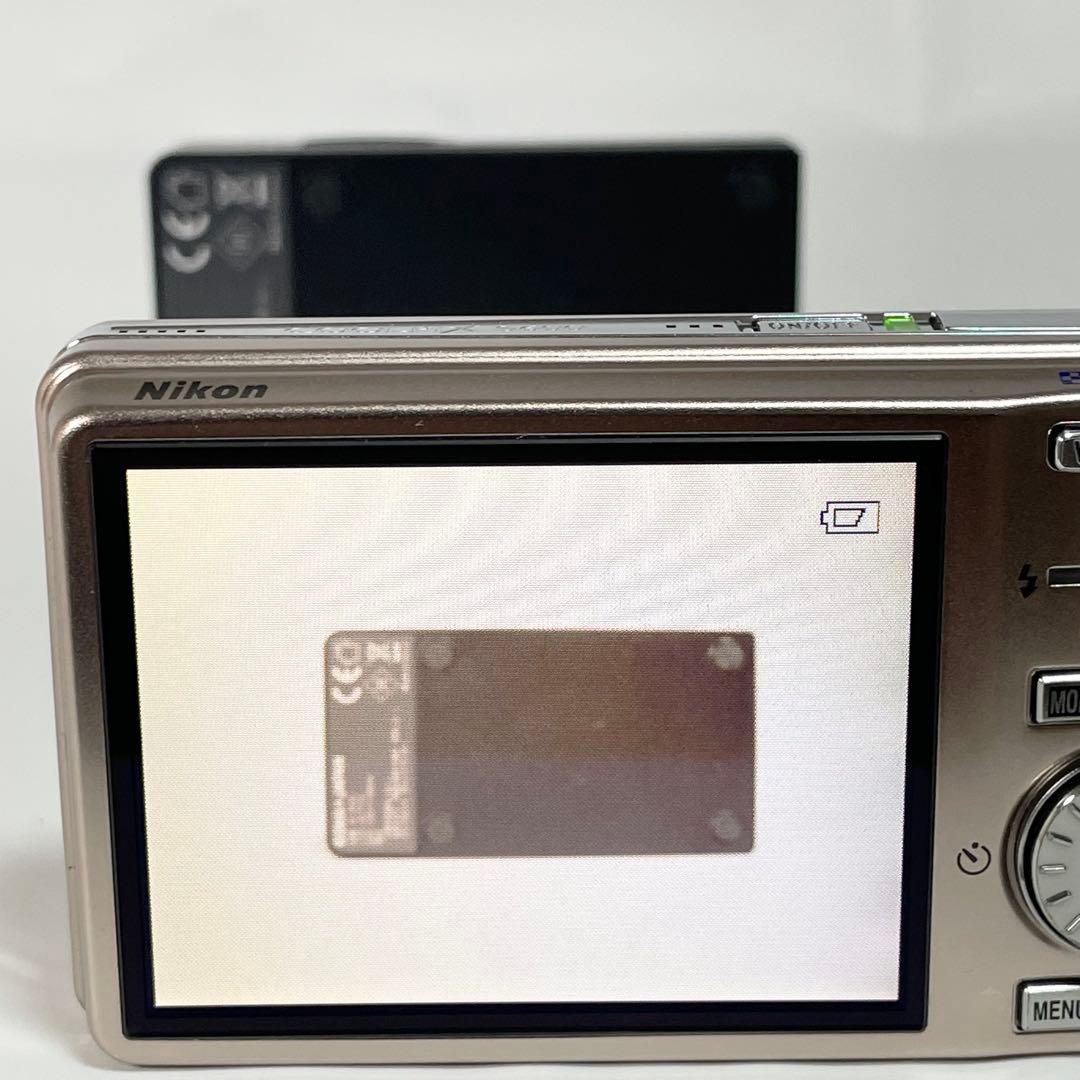【美品】ニコン　Nikon coolpix s600 コンデジ　デジカメ