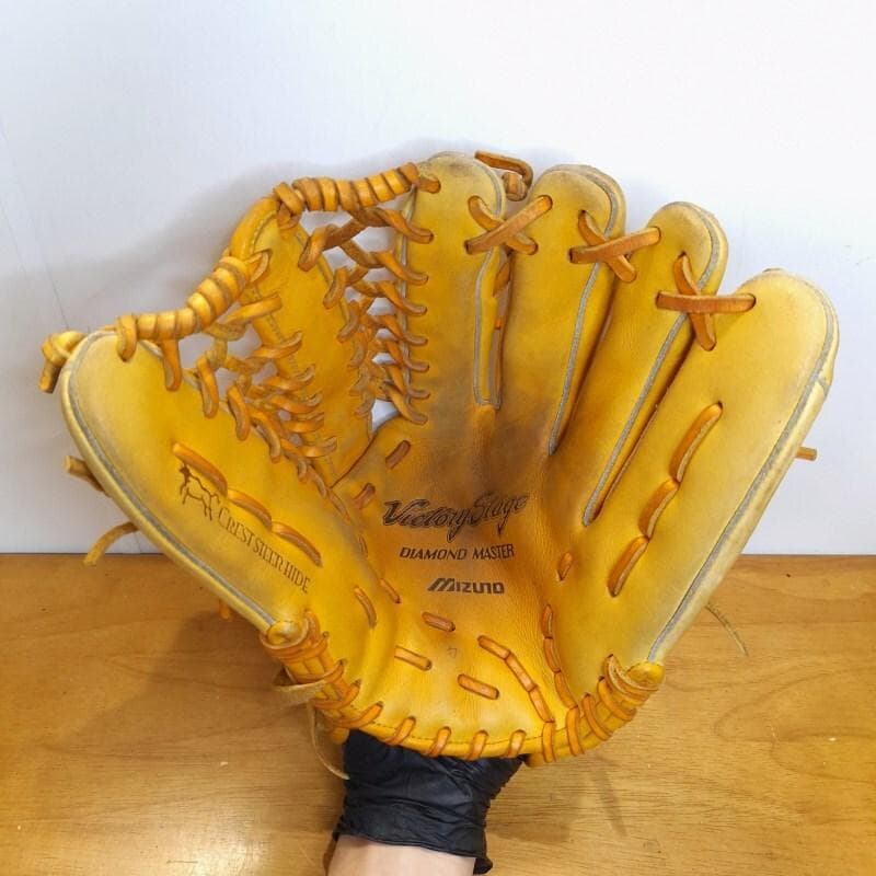 ミズノ イチローモデル 初期版ダイアモンドマスター 限定品 外野用 軟式グローブ