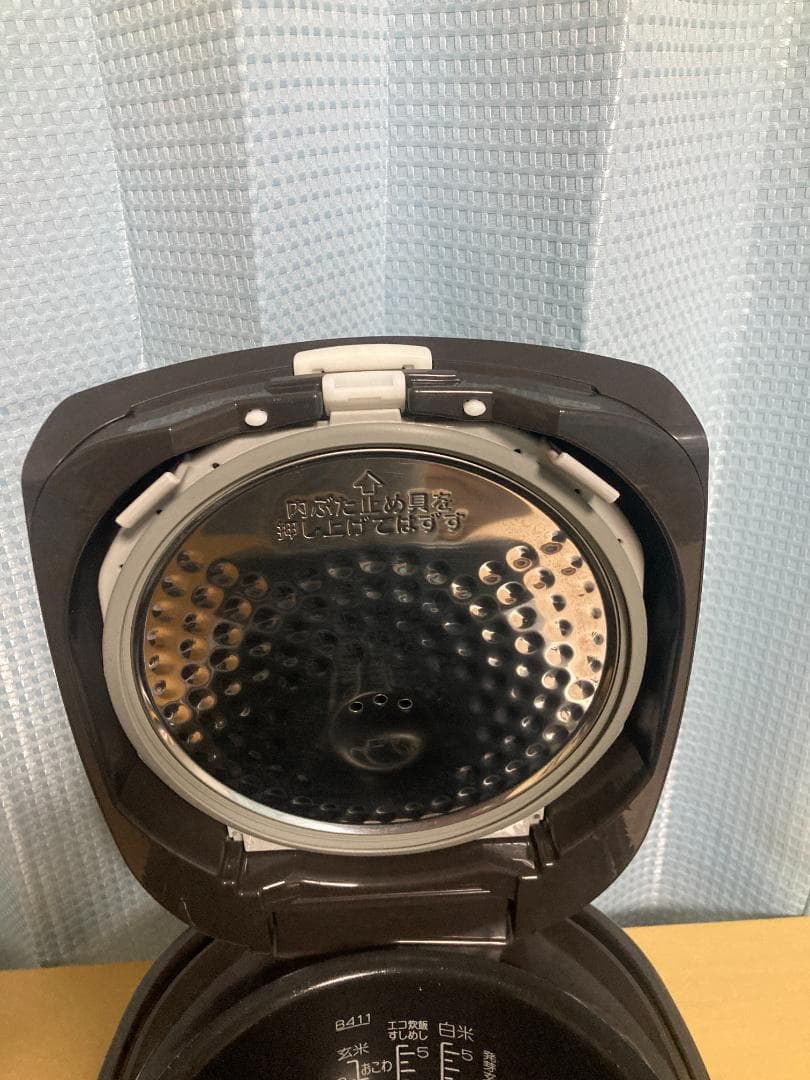 ★★2017年製 Zojirushi NP-VN10 炊飯器 5.5合★001