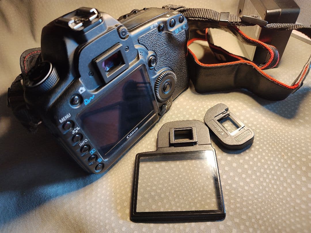 Canon 5D Mark II + Zeiss 50mm ZE 動作品