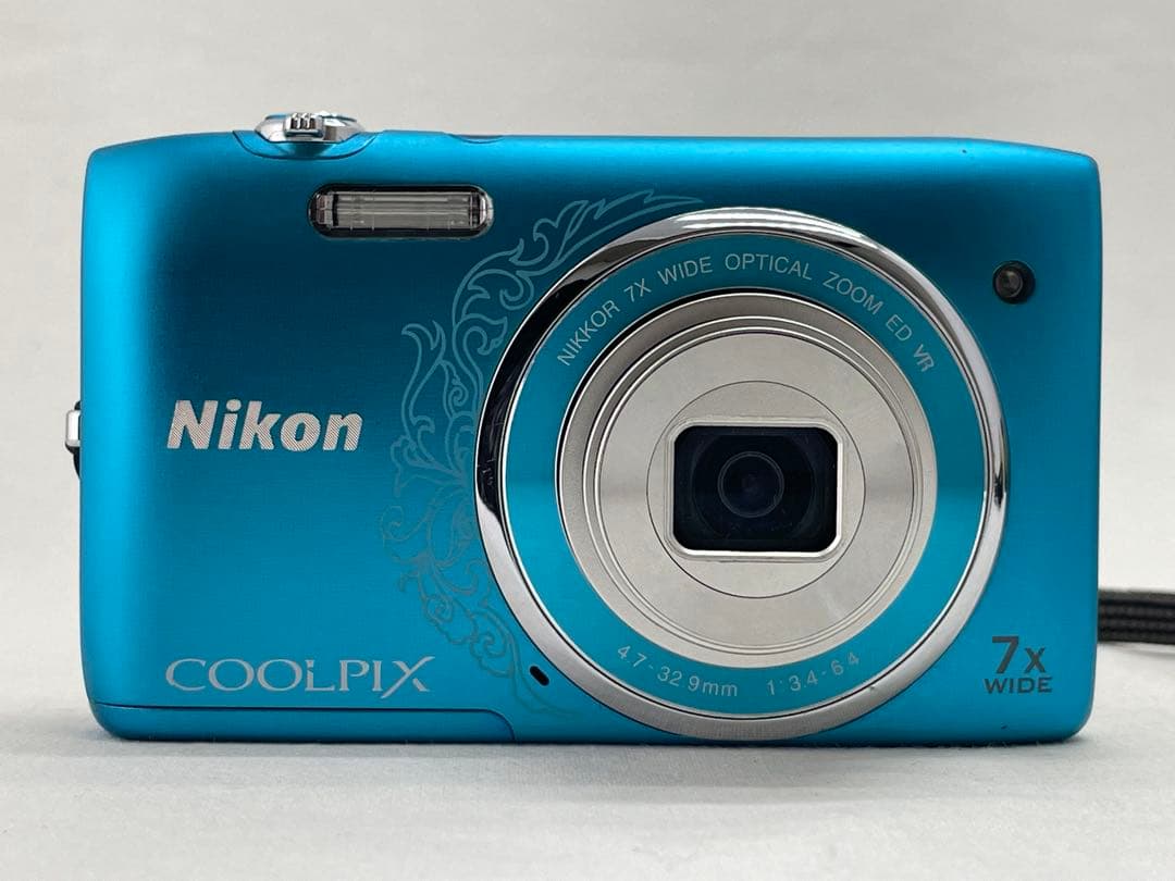 美品・動作確認済み Nikon COOLPIX S3500ブルー 7倍光学ズーム
