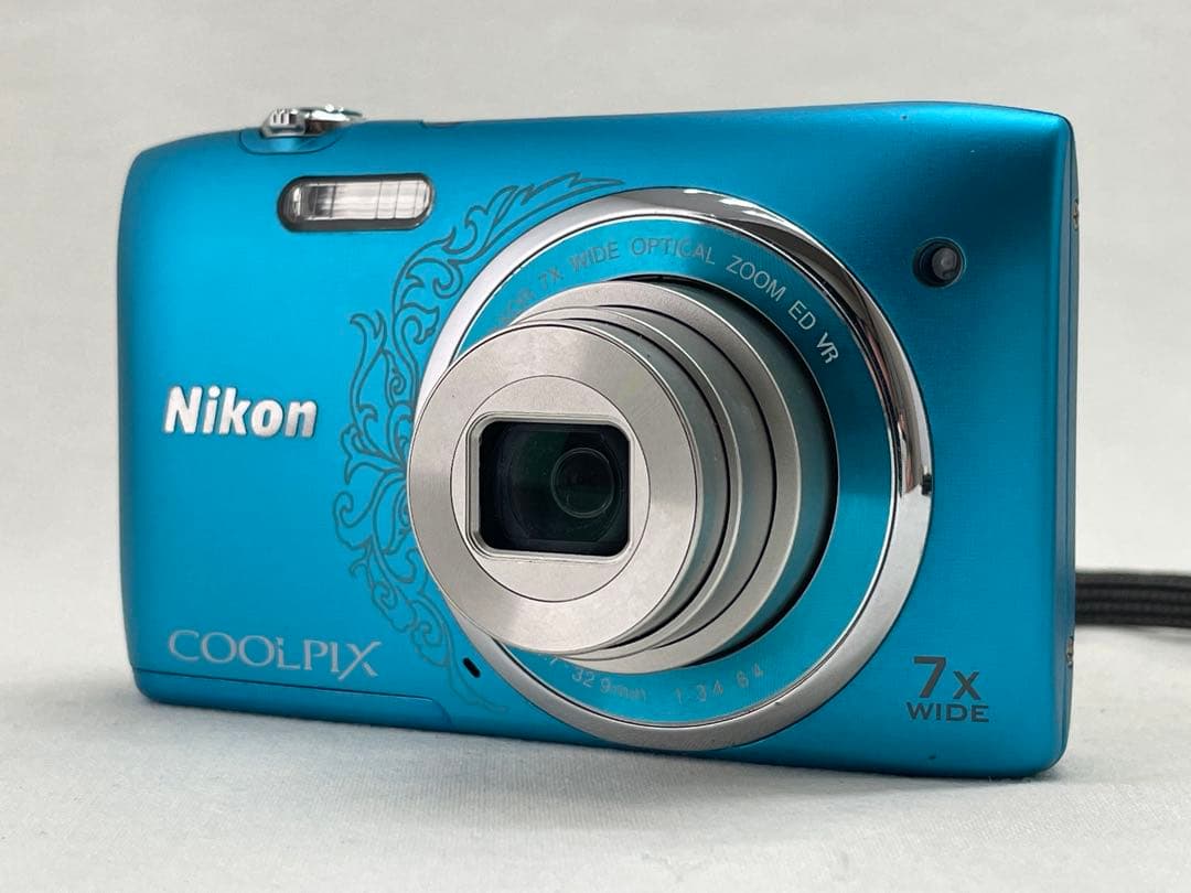 美品・動作確認済み Nikon COOLPIX S3500ブルー 7倍光学ズーム
