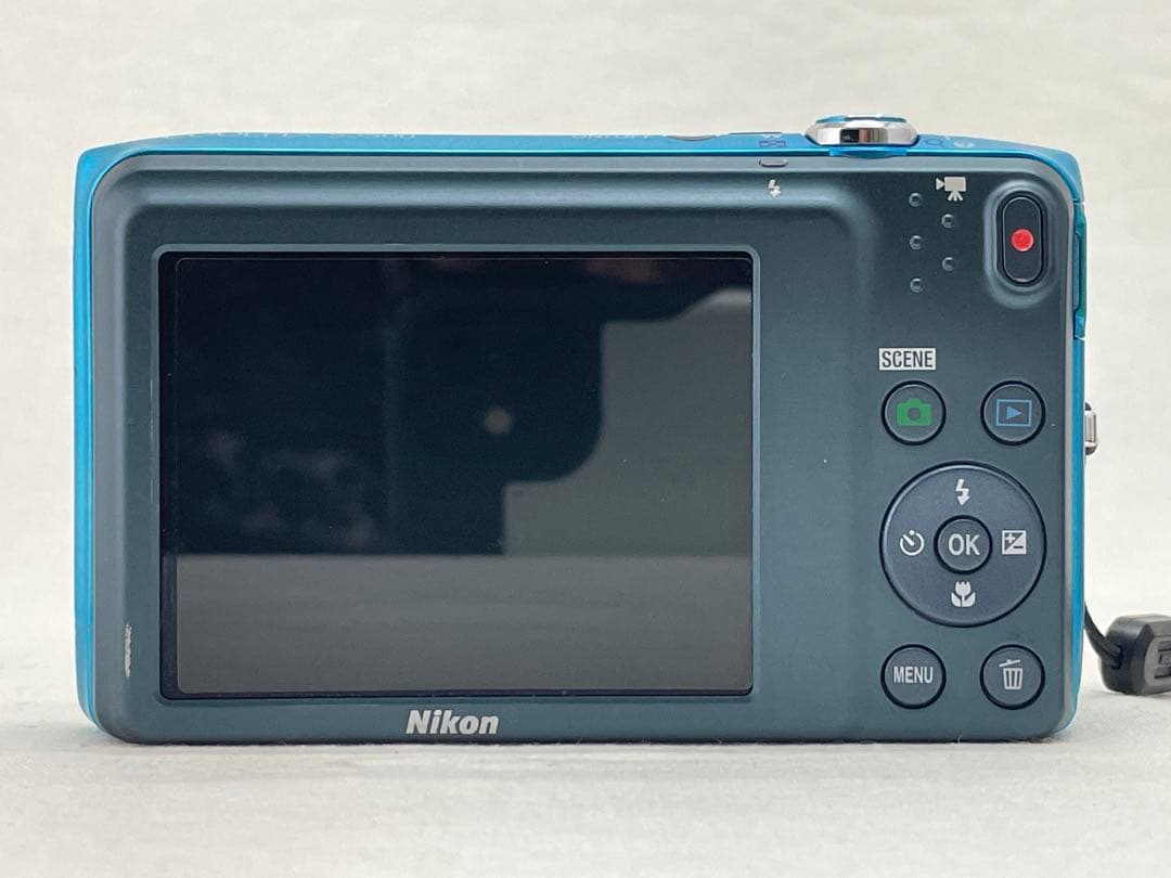 美品・動作確認済み Nikon COOLPIX S3500ブルー 7倍光学ズーム