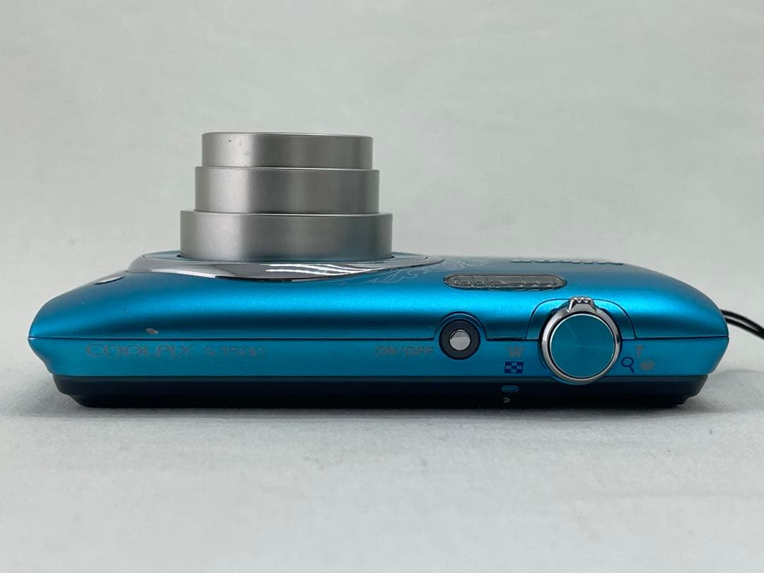 美品・動作確認済み Nikon COOLPIX S3500ブルー 7倍光学ズーム